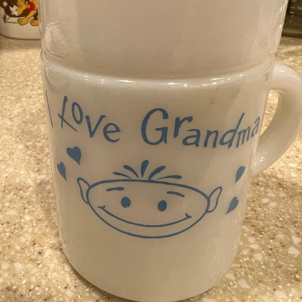 I love Grandma I love Grandpa Vintage Milk Glass Mugs Smiling Stick Figure Face
